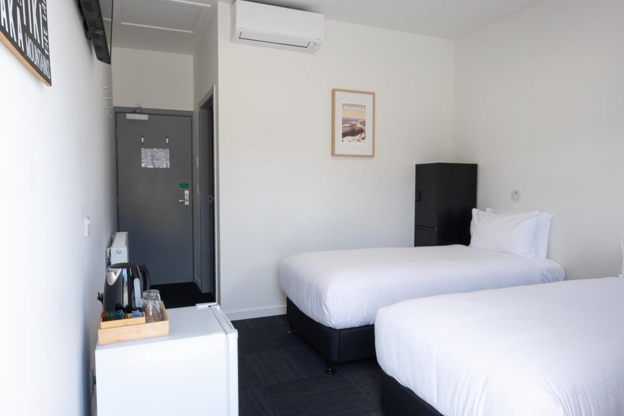Alpine Junction Townhouse Apartments, Lodge & Hotel 瓦纳卡 外观 照片